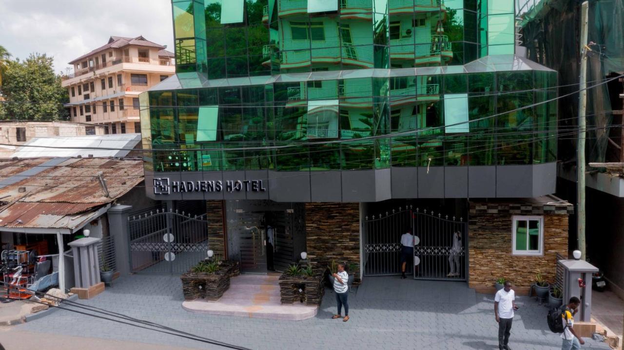 Hadjens Hotel Мванза Экстерьер фото